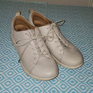 Comfortiva Align Cayson gray Leather Lace Up, Size 8